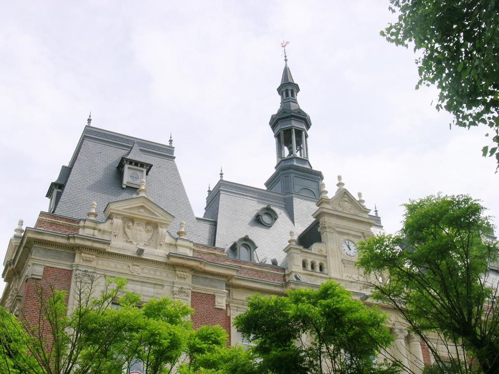 Réfection de la toiture patrimoniale de l'hôtel de ville